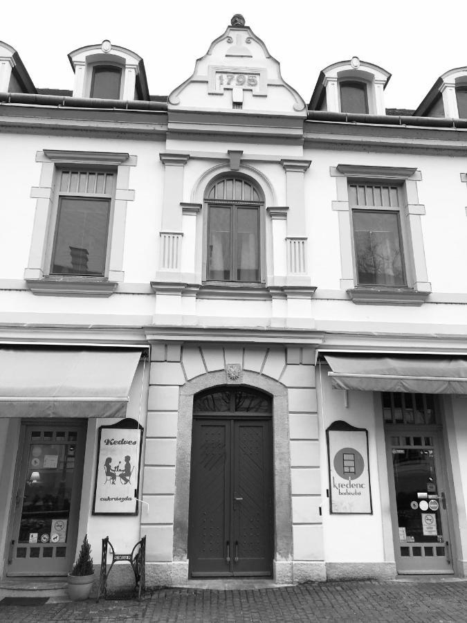 Kedves Vendeghaz Bed and Breakfast Balatonfüred Eksteriør billede